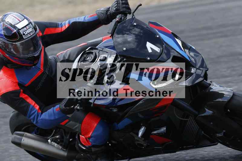 /21 17.06.2026  Ducati Schweiz Track Warmup ADR/Gruppe blau/1